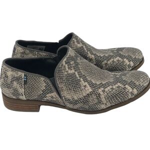 Toms Shaye Snakeskin Print Low Heel Shooties In Gray Size 8